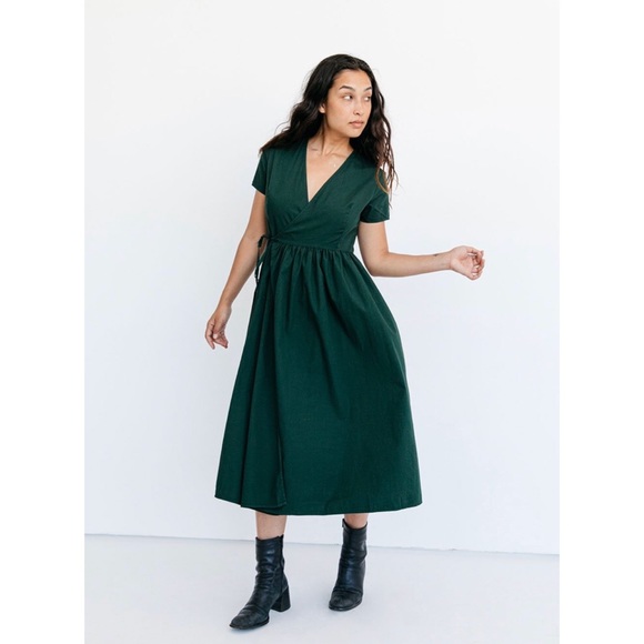 Suunday Dresses & Skirts - Suunday 100% Cotton Dress, Deep Green